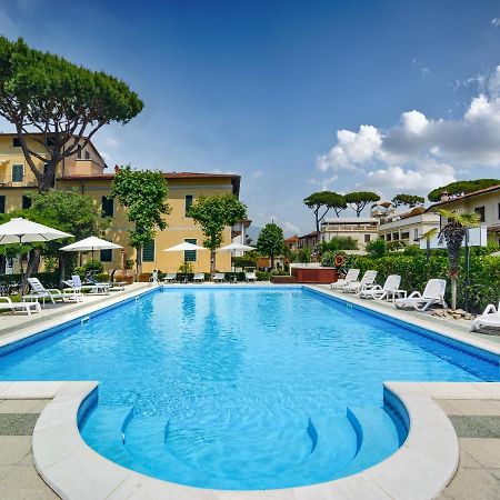 Hotel Apuana Marina di Pietrasanta Ngoại thất bức ảnh
