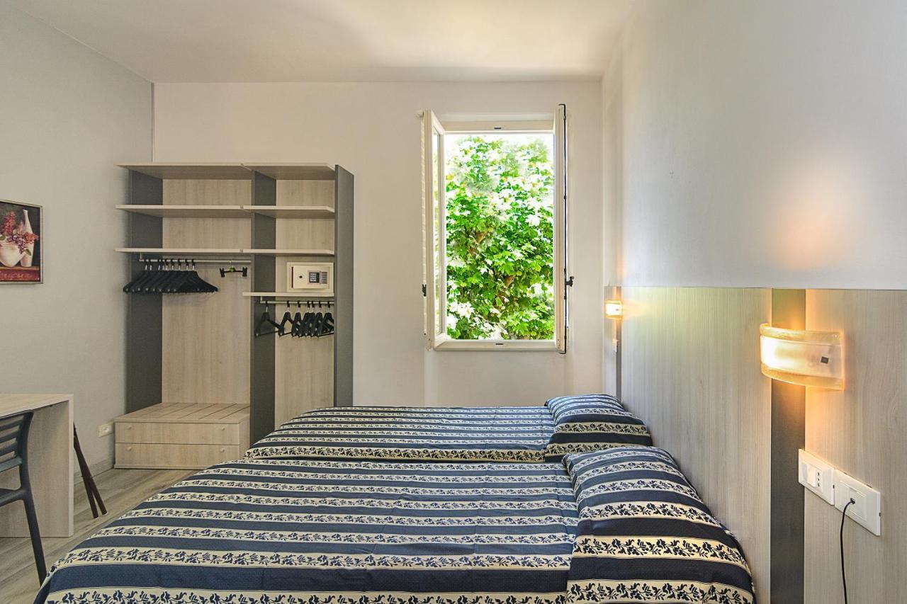Hotel Apuana Marina di Pietrasanta Ngoại thất bức ảnh