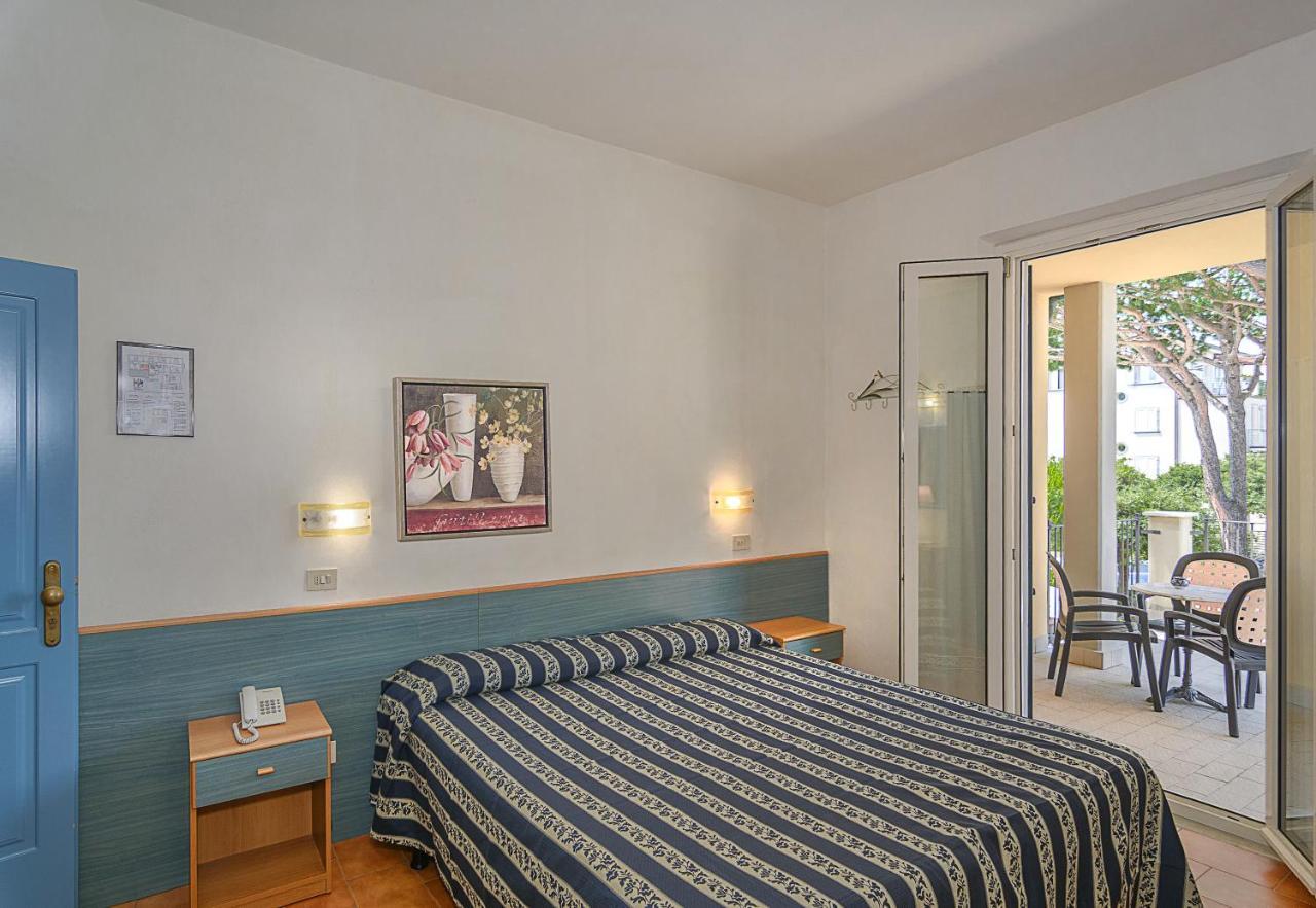 Hotel Apuana Marina di Pietrasanta Ngoại thất bức ảnh