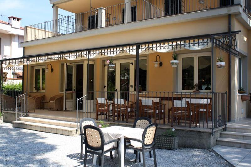Hotel Apuana Marina di Pietrasanta Ngoại thất bức ảnh