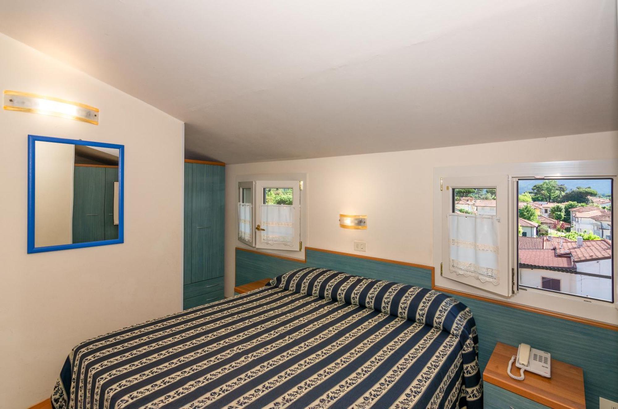 Hotel Apuana Marina di Pietrasanta Ngoại thất bức ảnh