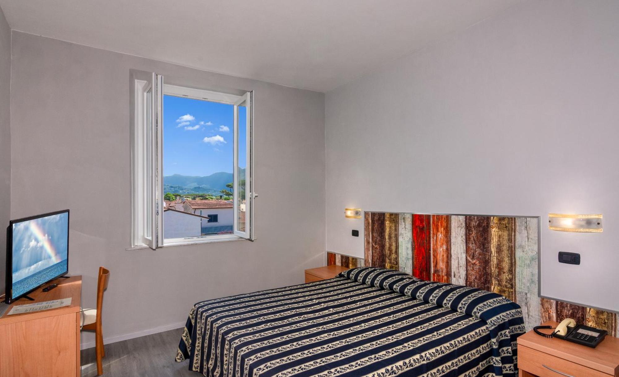 Hotel Apuana Marina di Pietrasanta Ngoại thất bức ảnh