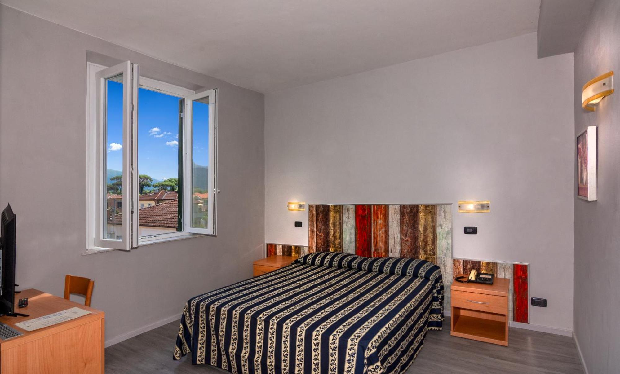 Hotel Apuana Marina di Pietrasanta Ngoại thất bức ảnh