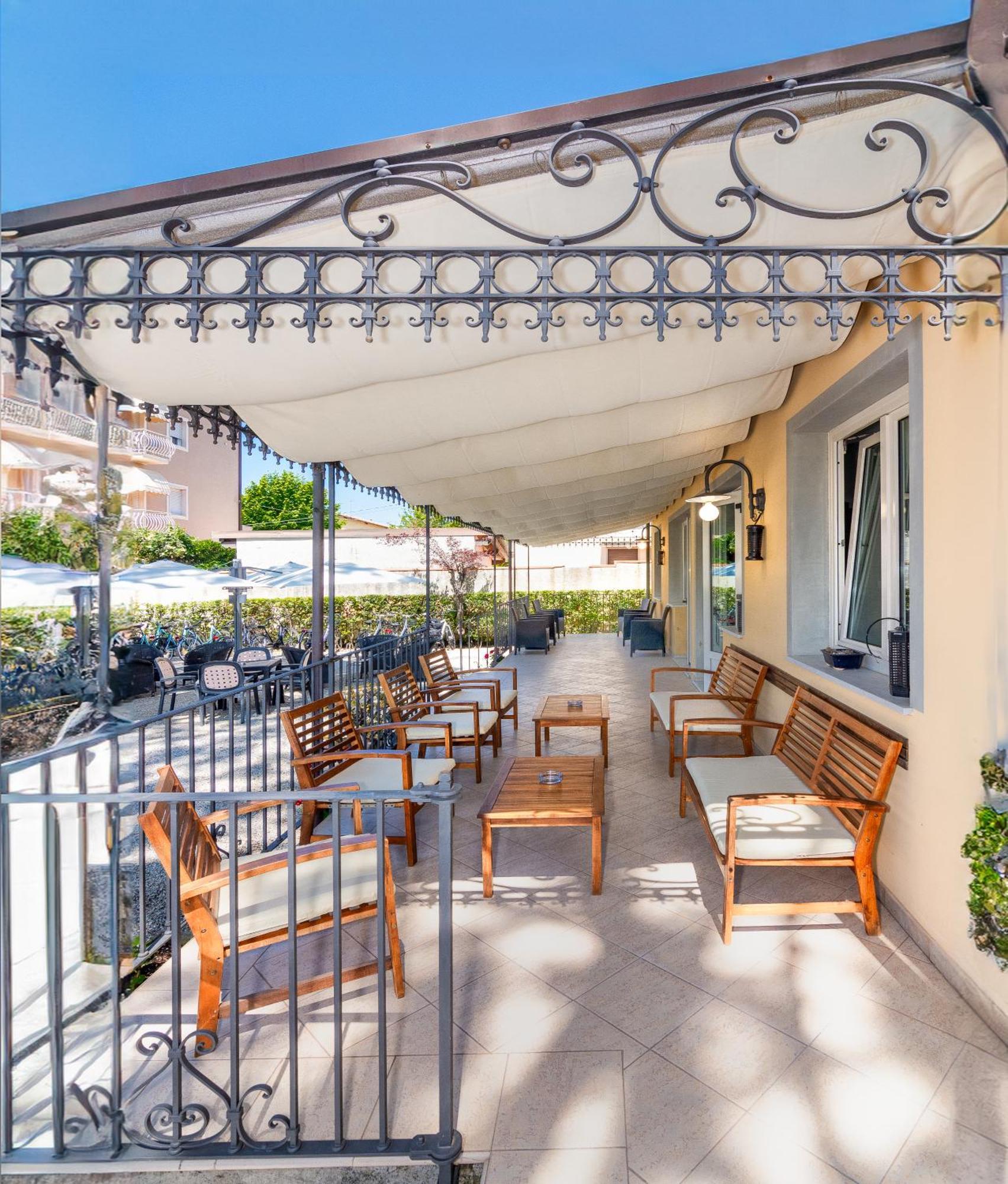 Hotel Apuana Marina di Pietrasanta Ngoại thất bức ảnh